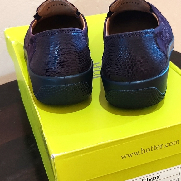 Hotter Leather Loafers - Picture 6 of 10